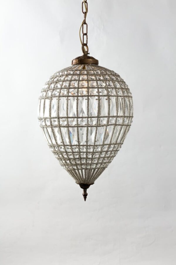 Ref. 158  - Chandelier Pear M (29x50)