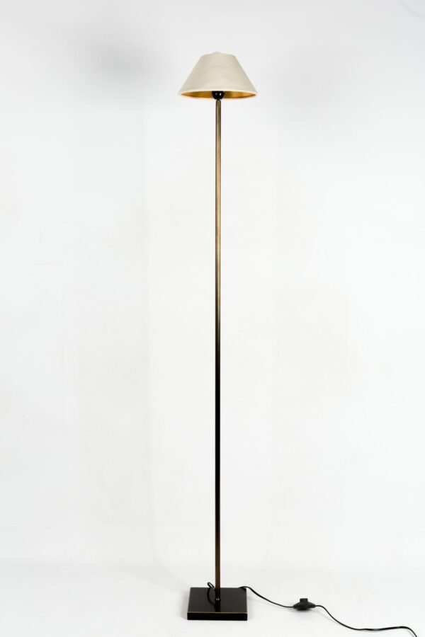 Ref. 841 - Floorlamp Vivaro (12x12x170)