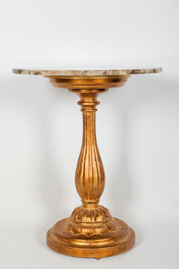 Ref. 2362 - Sidetable Gilbert